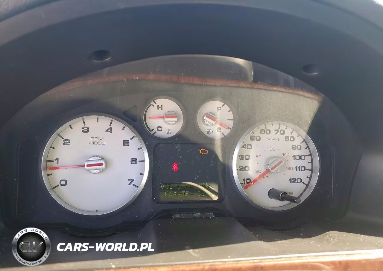 2005 Ford Five Hundred Limited VIN:1FAFP25115G107047 - 9