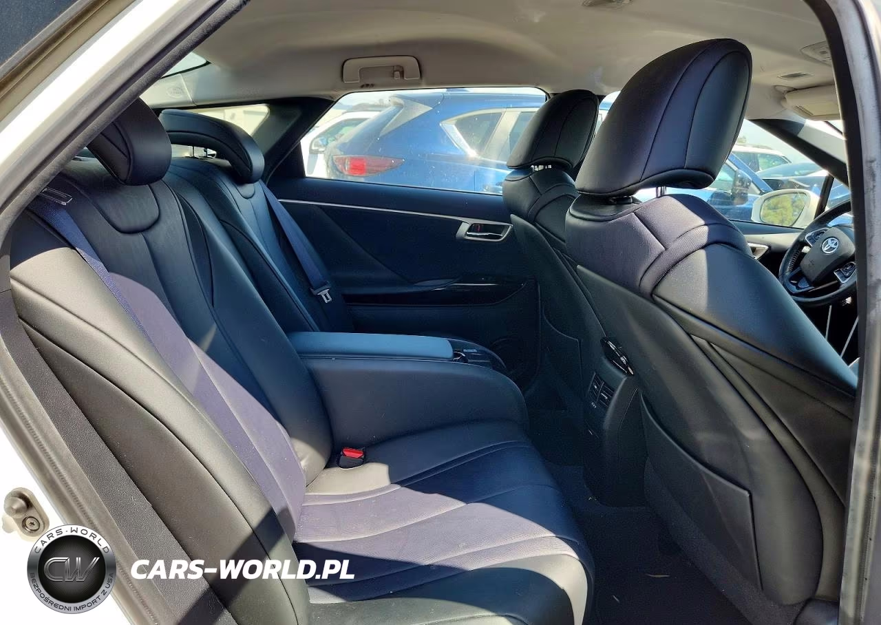 2018 Toyota Mirai Base VIN:JTDBVRBD6JA004614 - 10