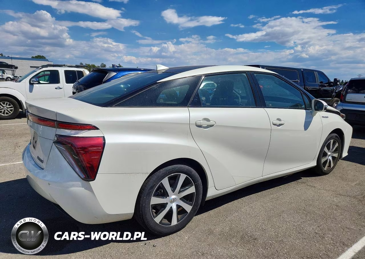 2018 Toyota Mirai Base VIN:JTDBVRBD6JA004614 - 3