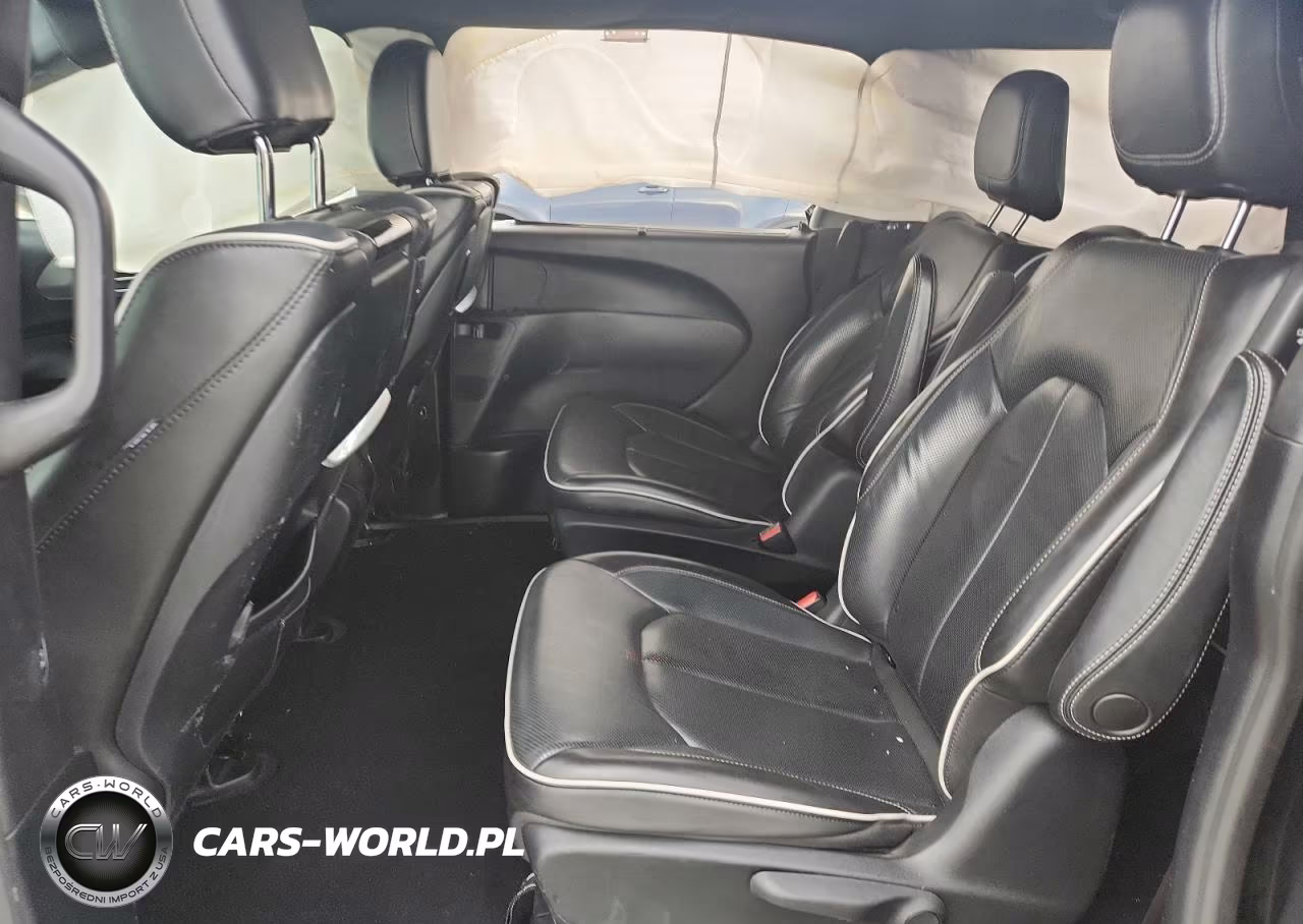 2020 Chrysler Pacifica Hybrid Limited VIN:2C4RC1N70LR277865 - 11