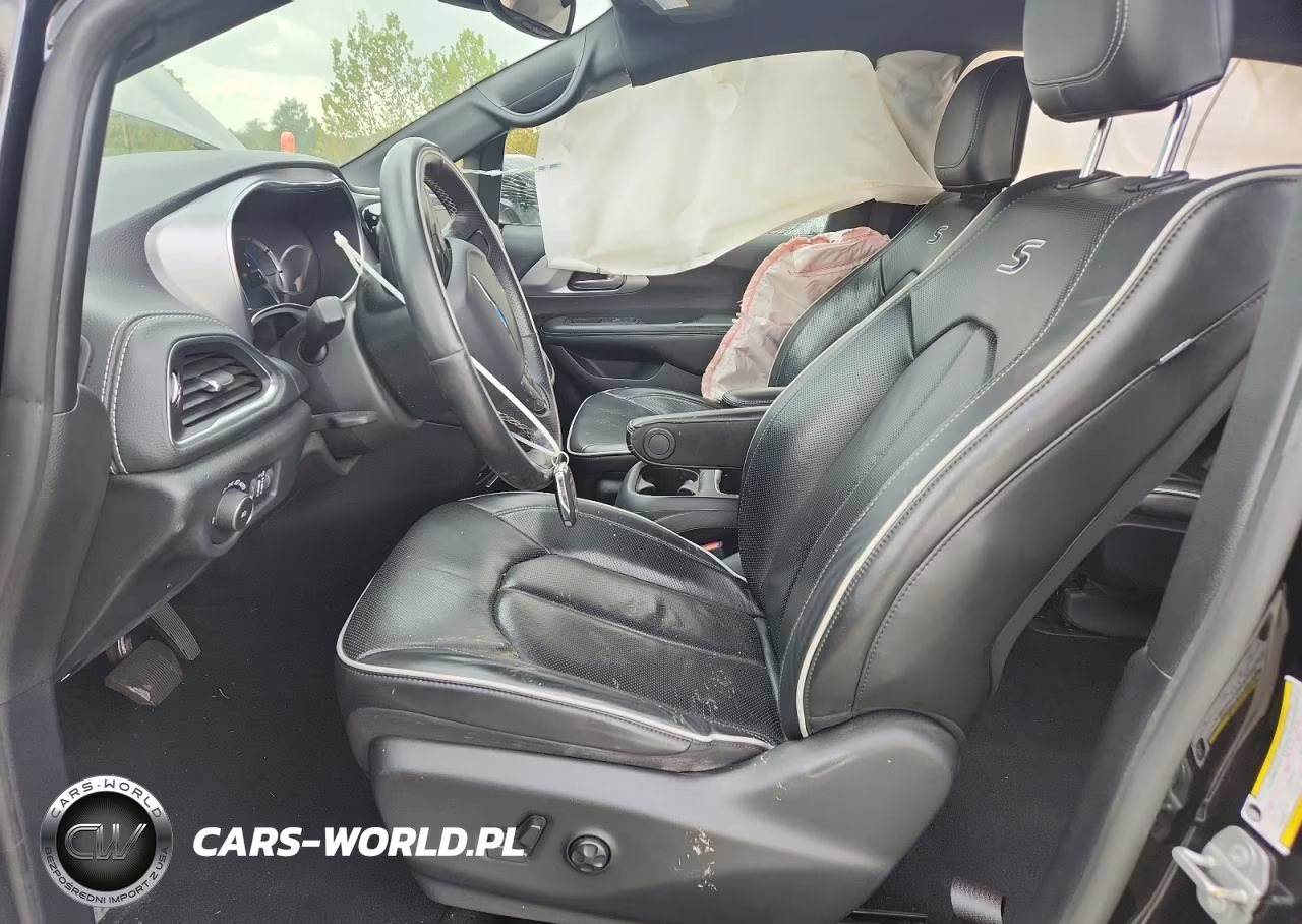 2020 Chrysler Pacifica Hybrid Limited VIN:2C4RC1N70LR277865 - 7