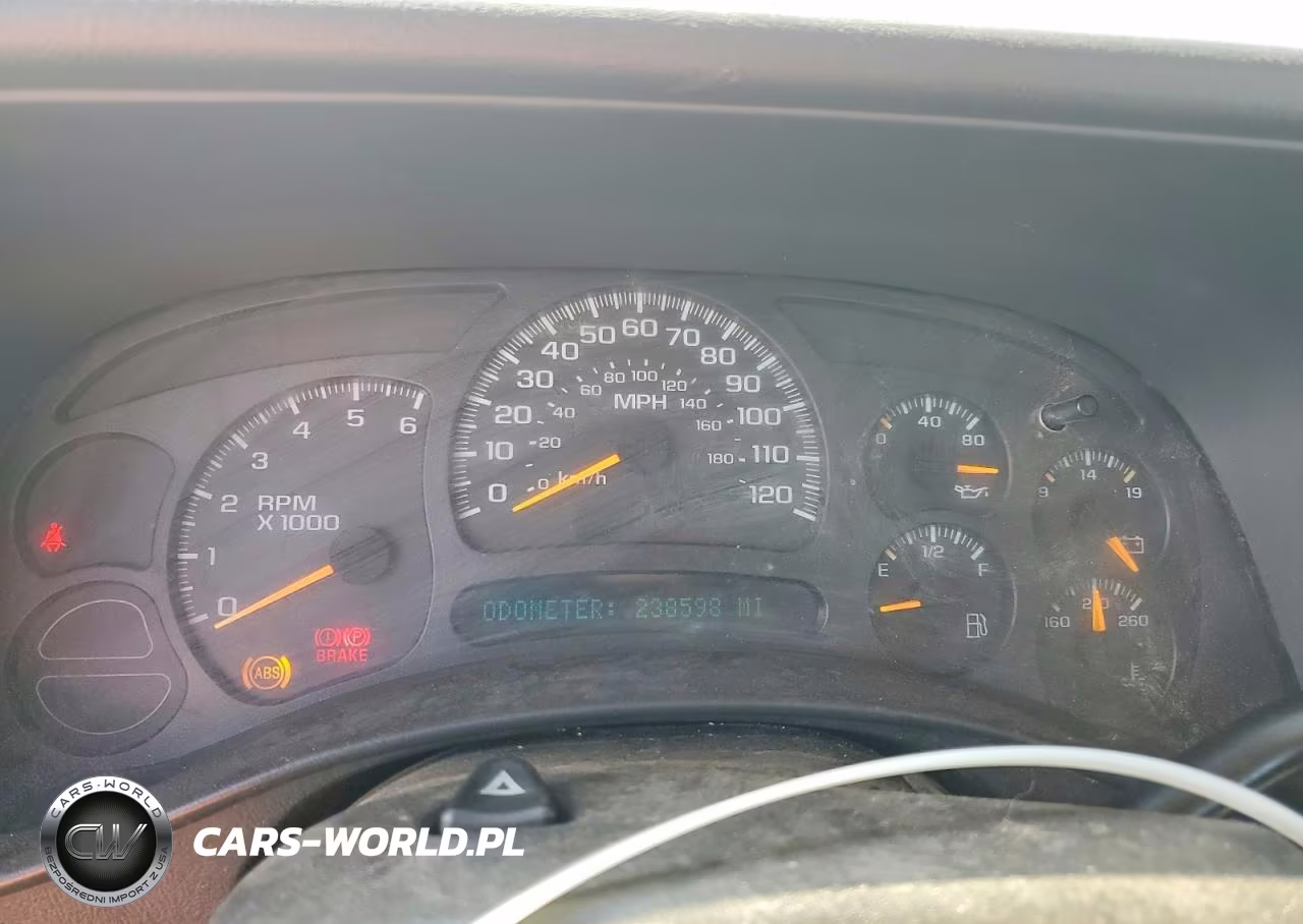 2005 Chevrolet Silverado C1500 VIN:2GCEC19V351180264 - 9