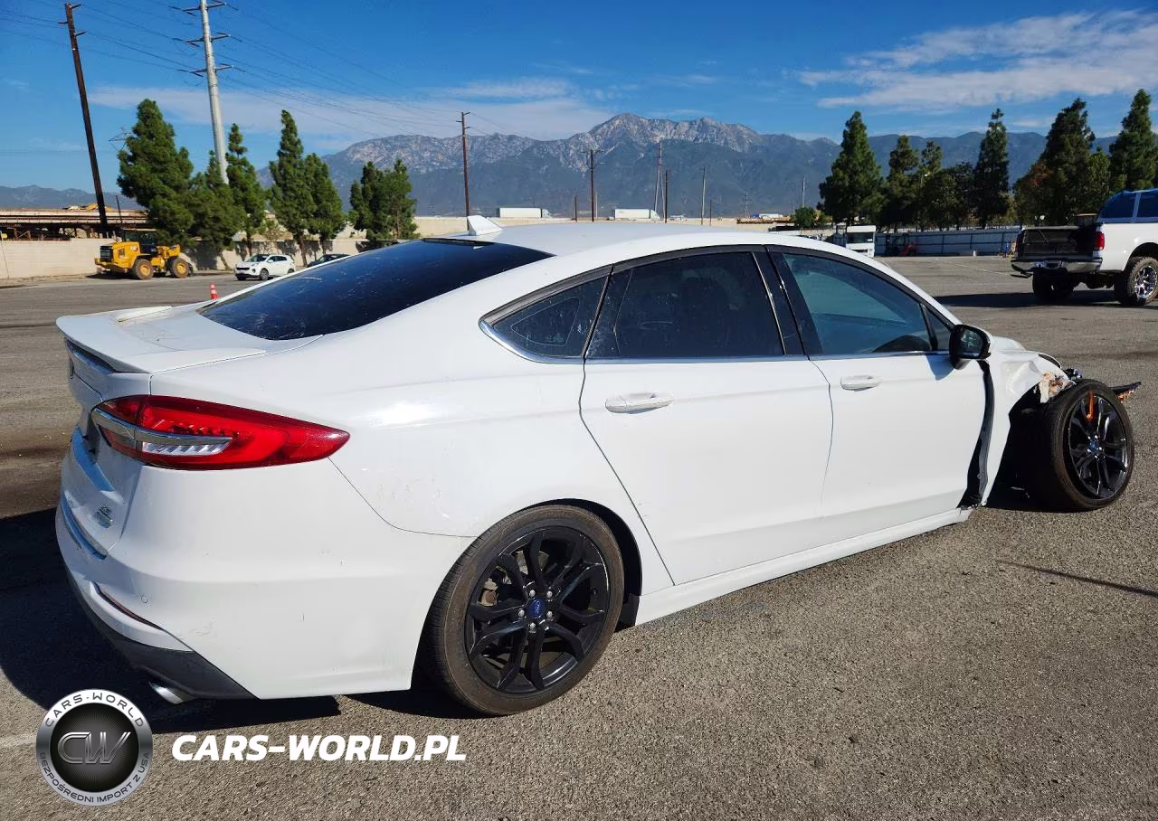 2019 Ford Fusion Se VIN:3FA6P0HD2KR215921 - 3