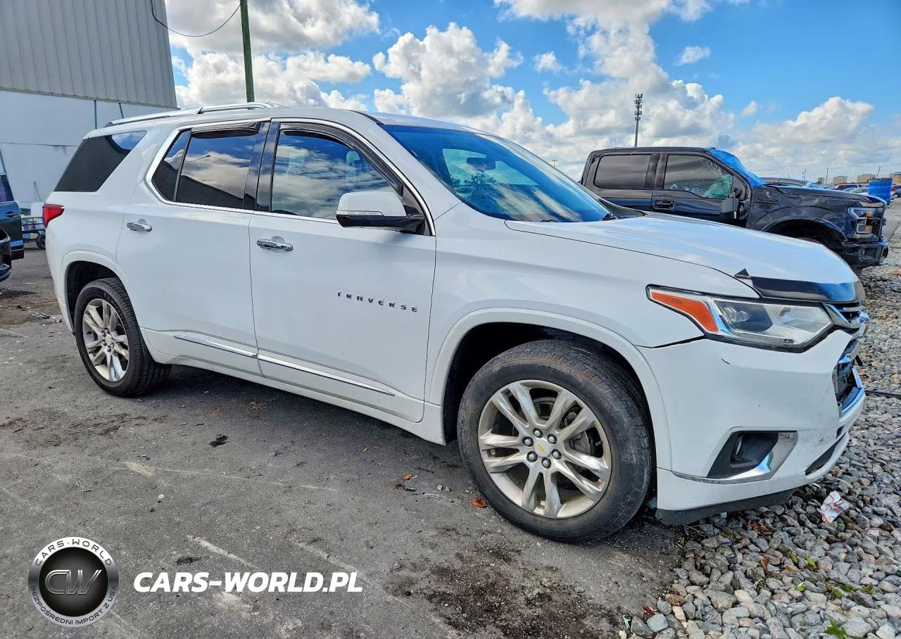 2019 Chevrolet Traverse High Country VIN:1GNEVJKW6KJ152349 - 4