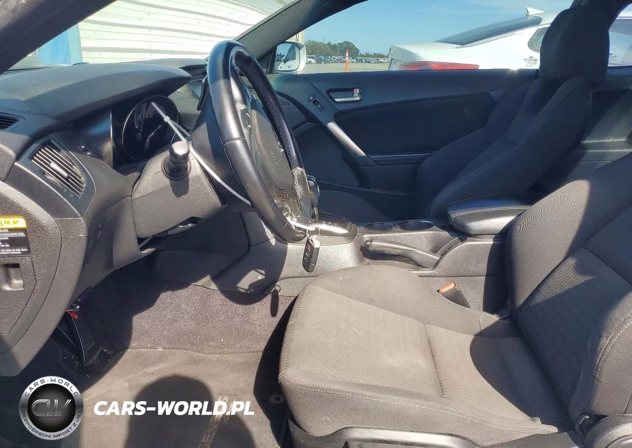 2014 Hyundai Genesis Coupe 2.0T VIN:KMHHT6KD7EU121357 - 7
