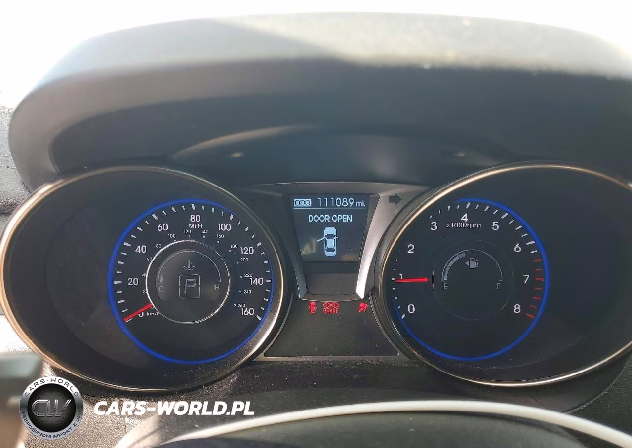 2014 Hyundai Genesis Coupe 2.0T VIN:KMHHT6KD7EU121357 - 9
