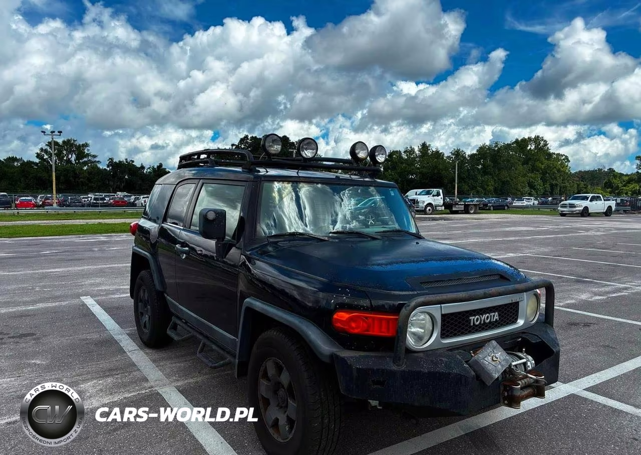 2010 Toyota Fj Cruiser Base – zdjęcie 1 z 14