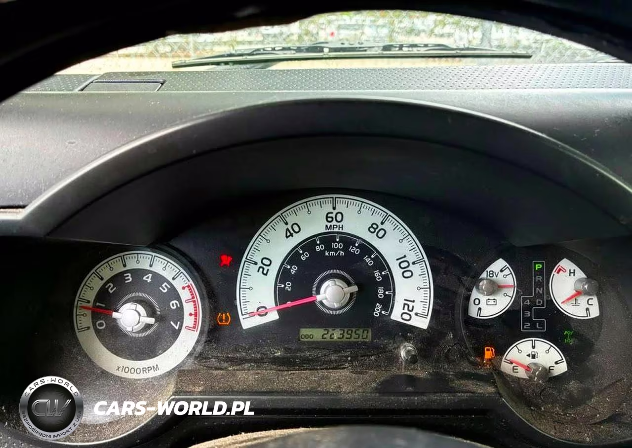 2010 Toyota Fj Cruiser Base VIN:JTEBU4BF6AK084090 - 8