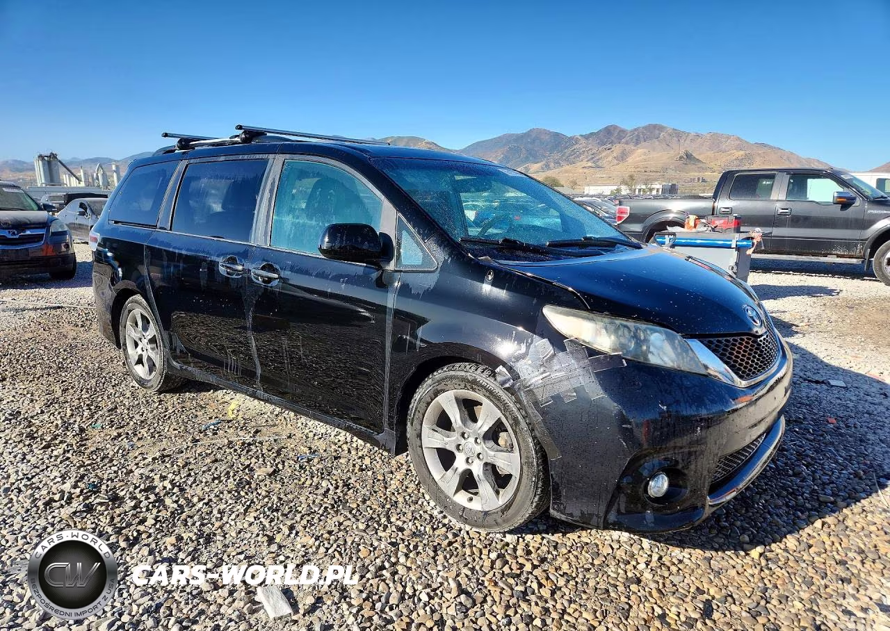 2012 Toyota Sienna Sport VIN:5TDXK3DC9CS179221 - 4