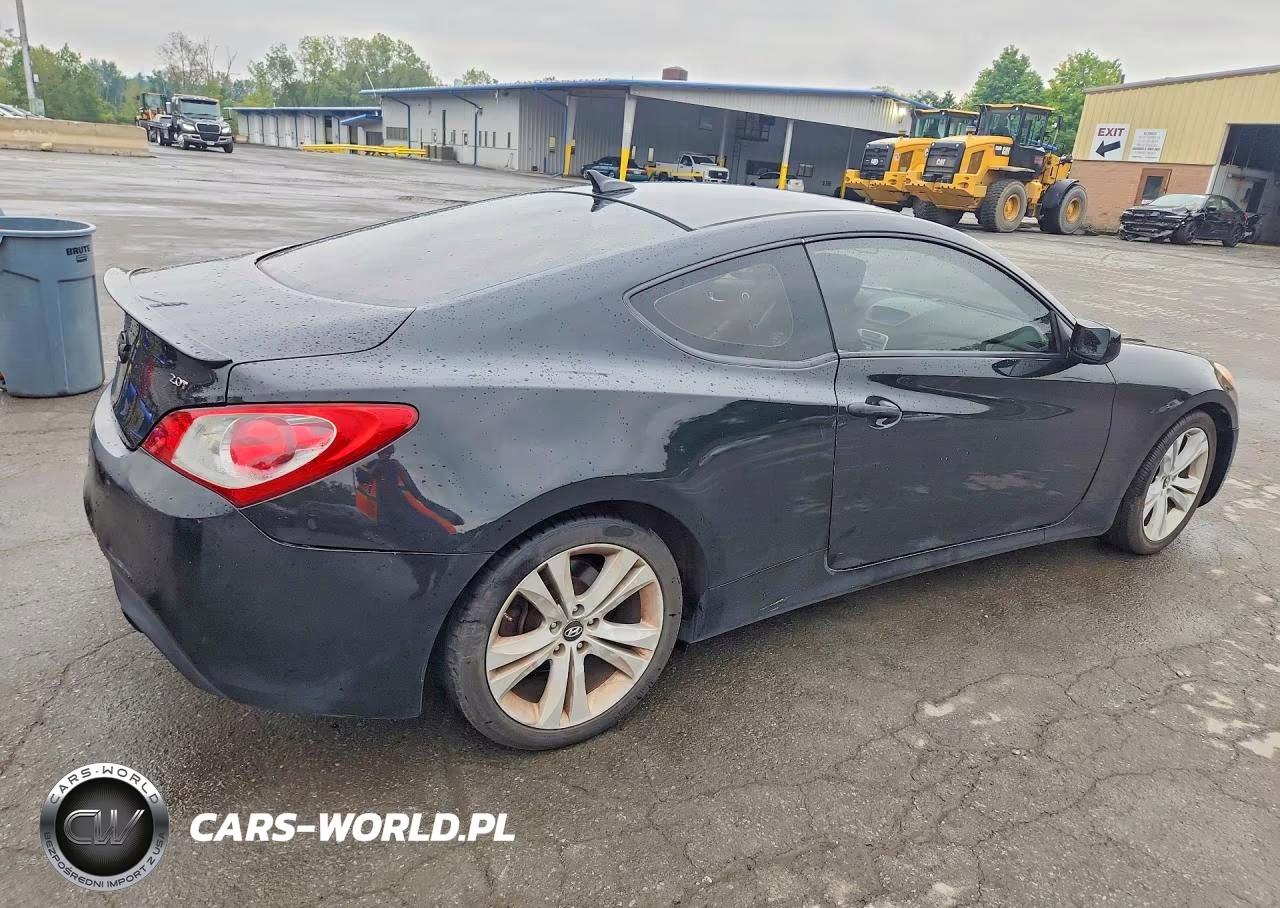 2010 Hyundai Genesis Coupe 2.0T VIN:KMHHT6KDXAU041402 - 3
