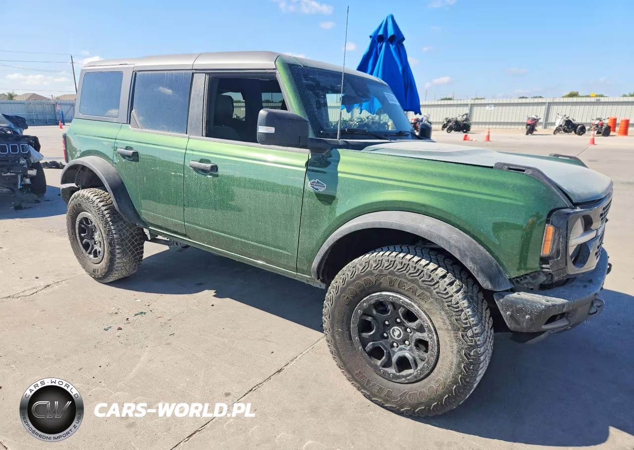 2024 Ford Bronco Wildtrak VIN:1FMEE2BP2RLA11814 - 4