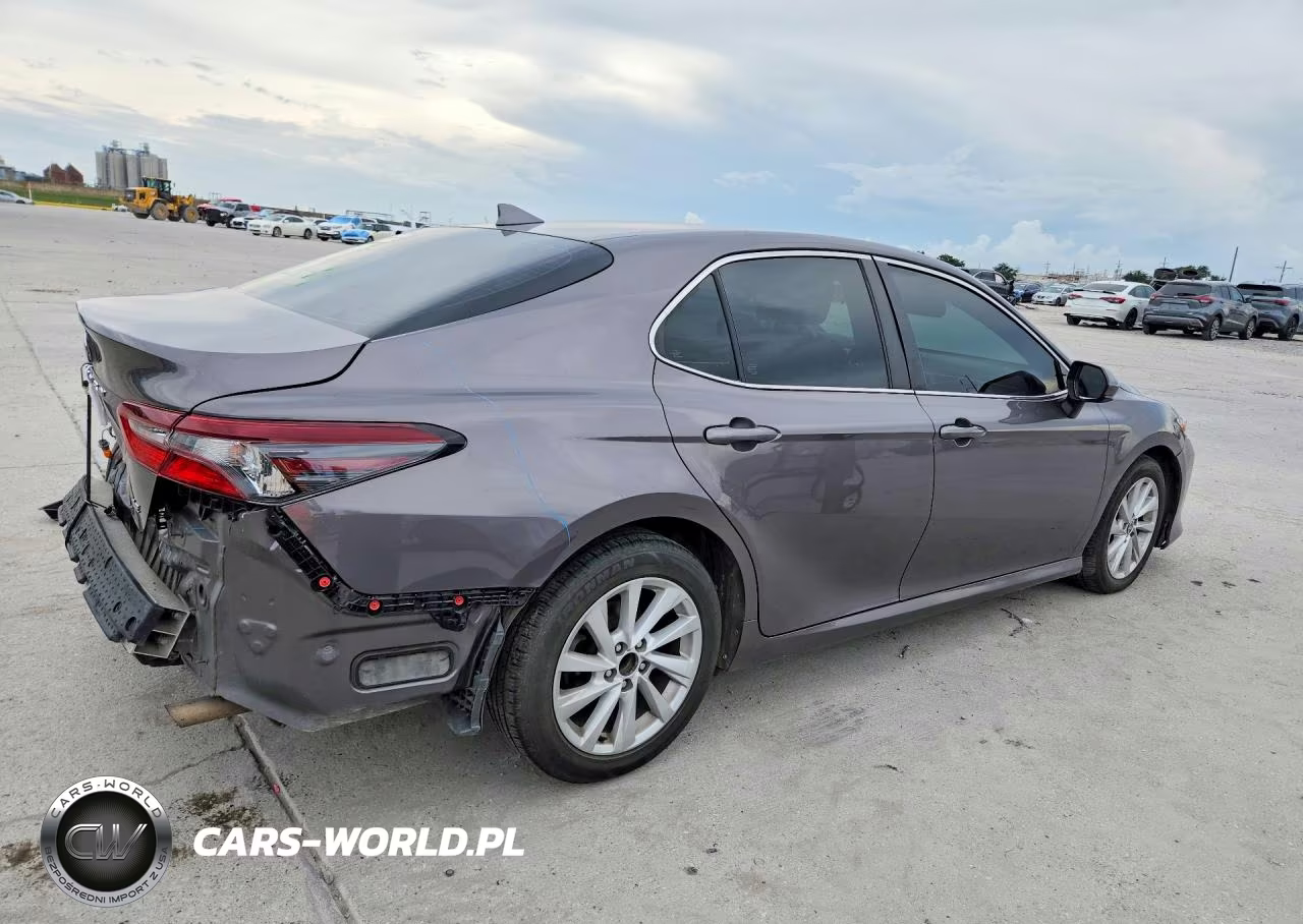 2022 Toyota Camry Le VIN:4T1C11AK6NU696925 - 3