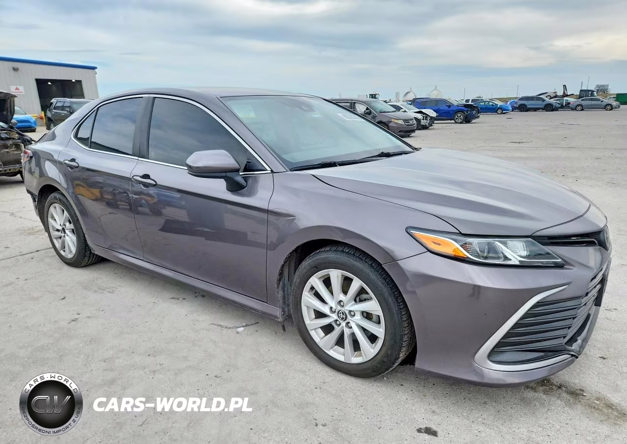 2022 Toyota Camry Le VIN:4T1C11AK6NU696925 - 4