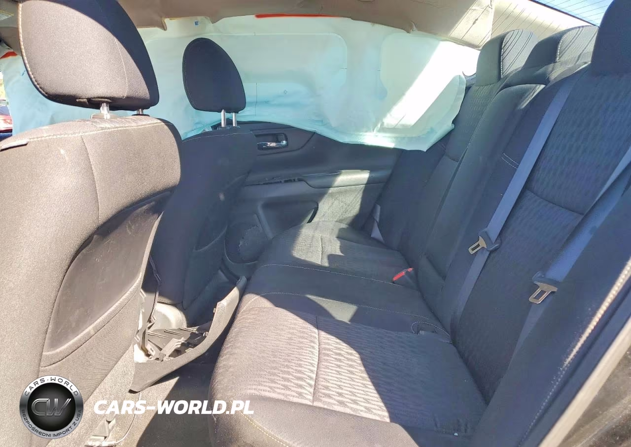2018 Nissan Altima 2.5 S VIN:1N4AL3APXJC143746 - 10