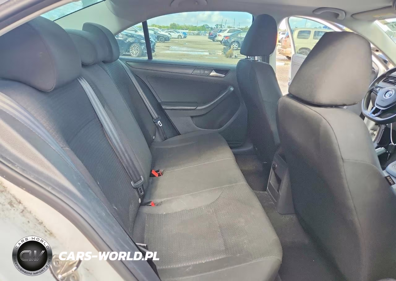 2016 Volkswagen Jetta S VIN:3VW267AJ6GM218763 - 10
