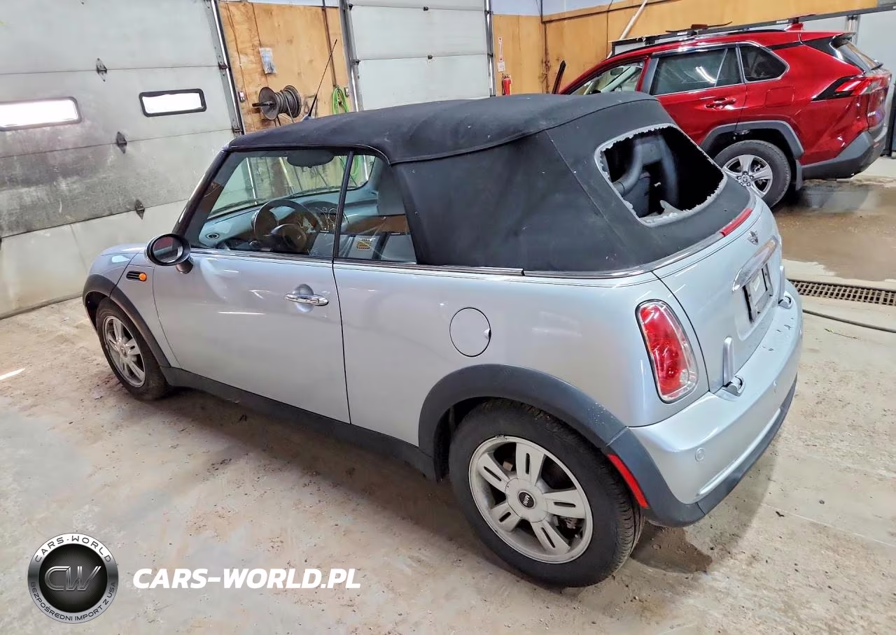 2005 Mini Cooper VIN:WMWRF335X5TG13358 - 2