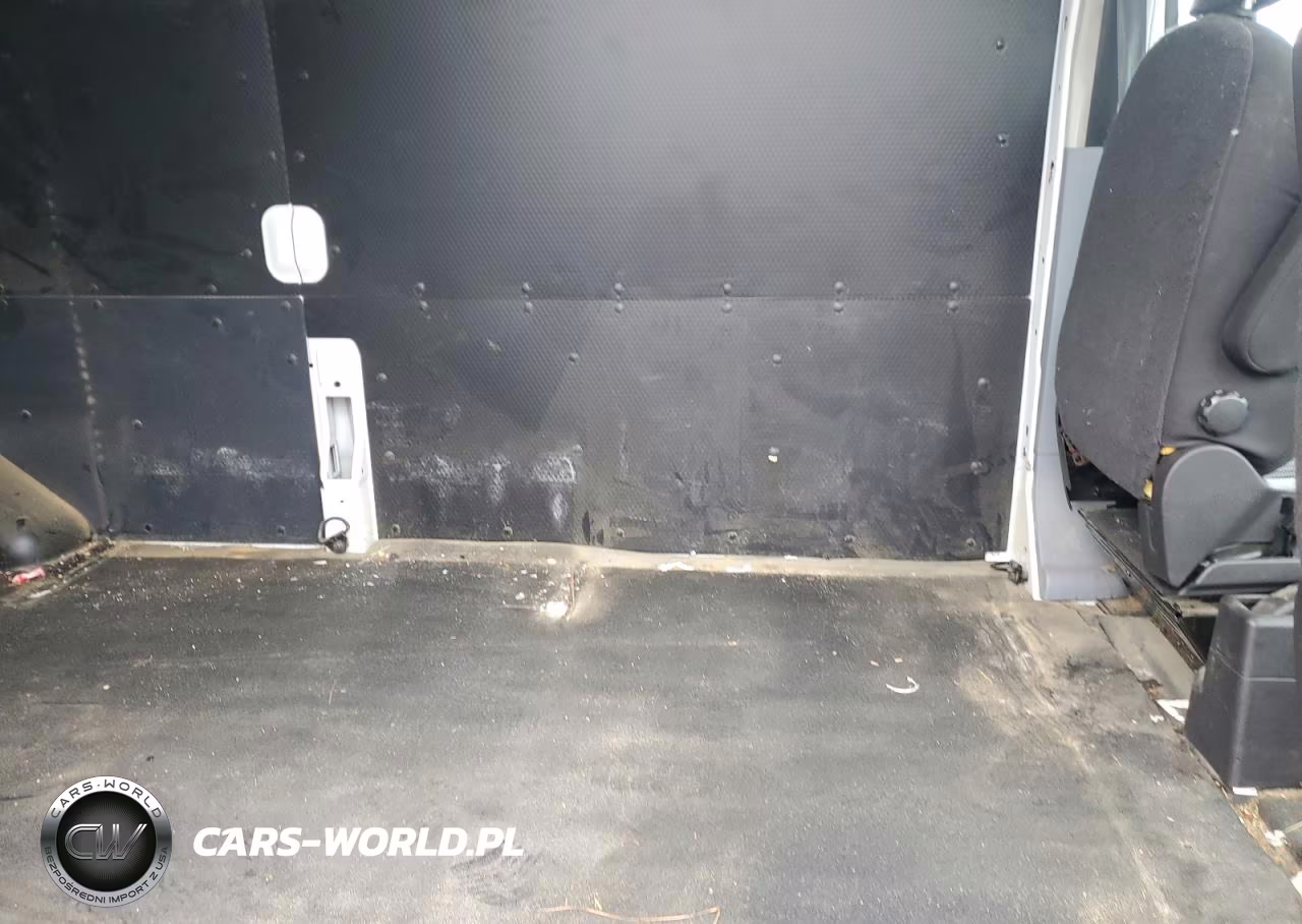 2019 Ford Transit T-250 VIN:1FTYR2CM7KKA10678 - 11
