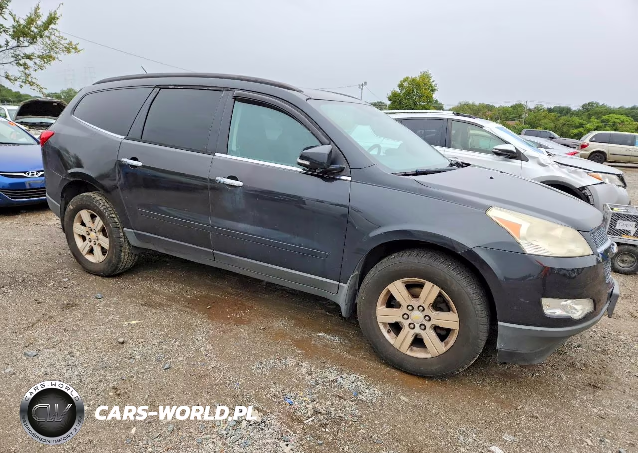 2011 Chevrolet Traverse Lt VIN:1GNKVGED3BJ196180 - 4