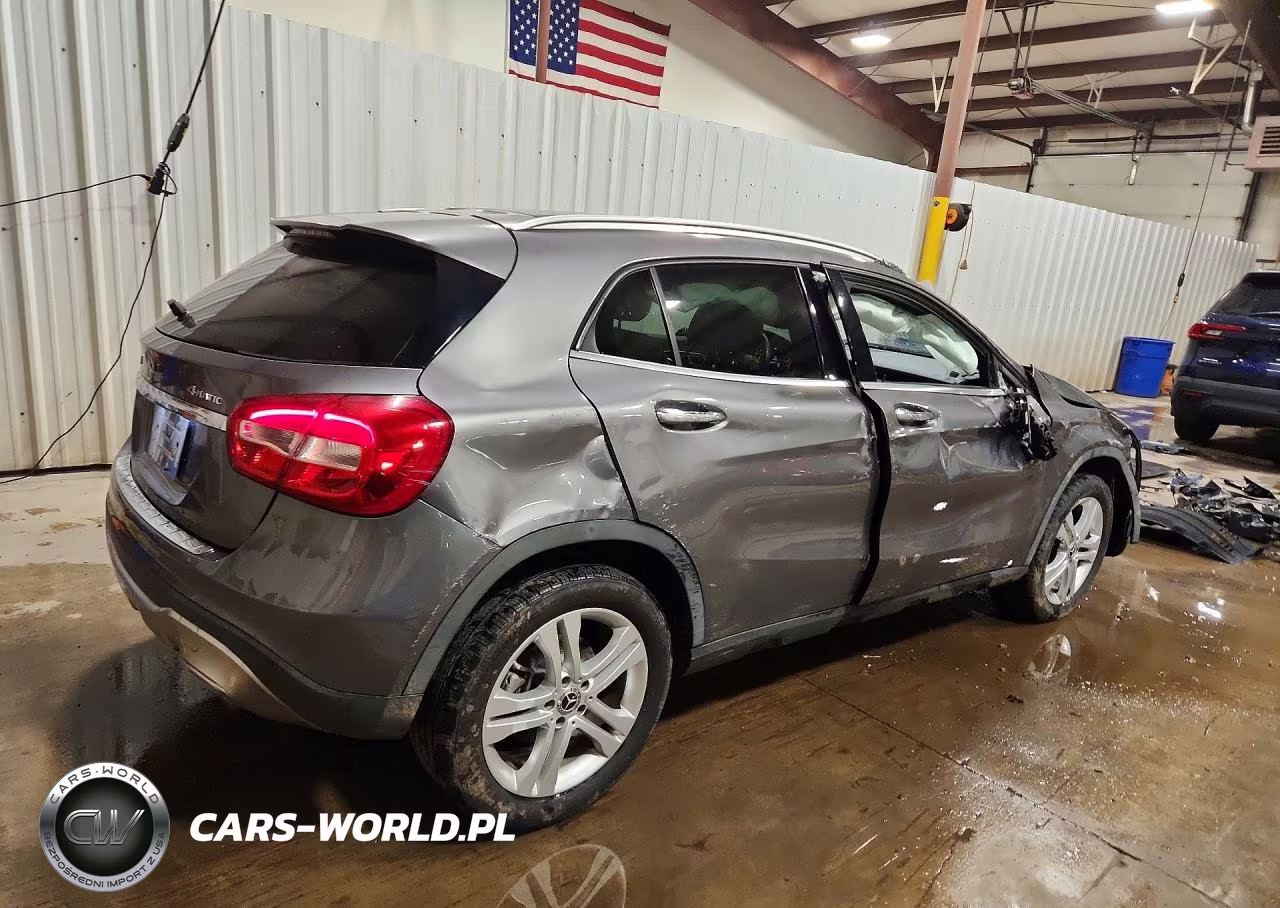 2019 Mercedes-Benz Gla 250 4Matic VIN:WDCTG4GB9KJ579777 - 3