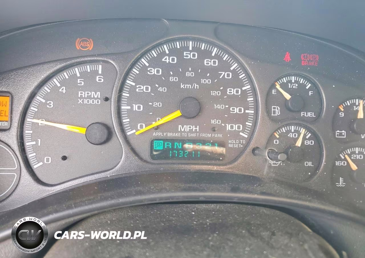 2000 GMC New Sierra C1500 VIN:1GTEC19V8YZ365728 - 9