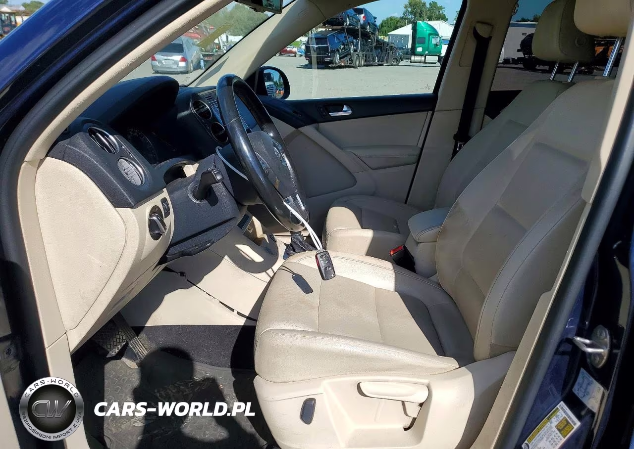 2016 Volkswagen Tiguan S VIN:WVGBV7AX6GW526201 - 7