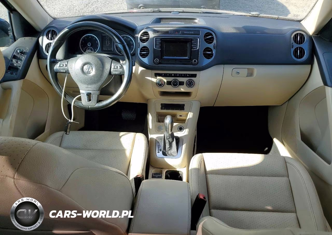 2016 Volkswagen Tiguan S VIN:WVGBV7AX6GW526201 - 8