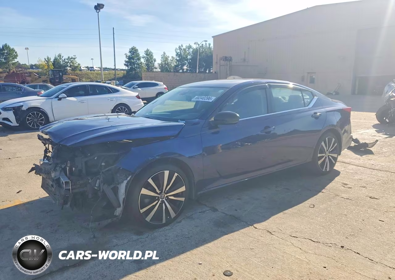 2021 Nissan Altima Sr