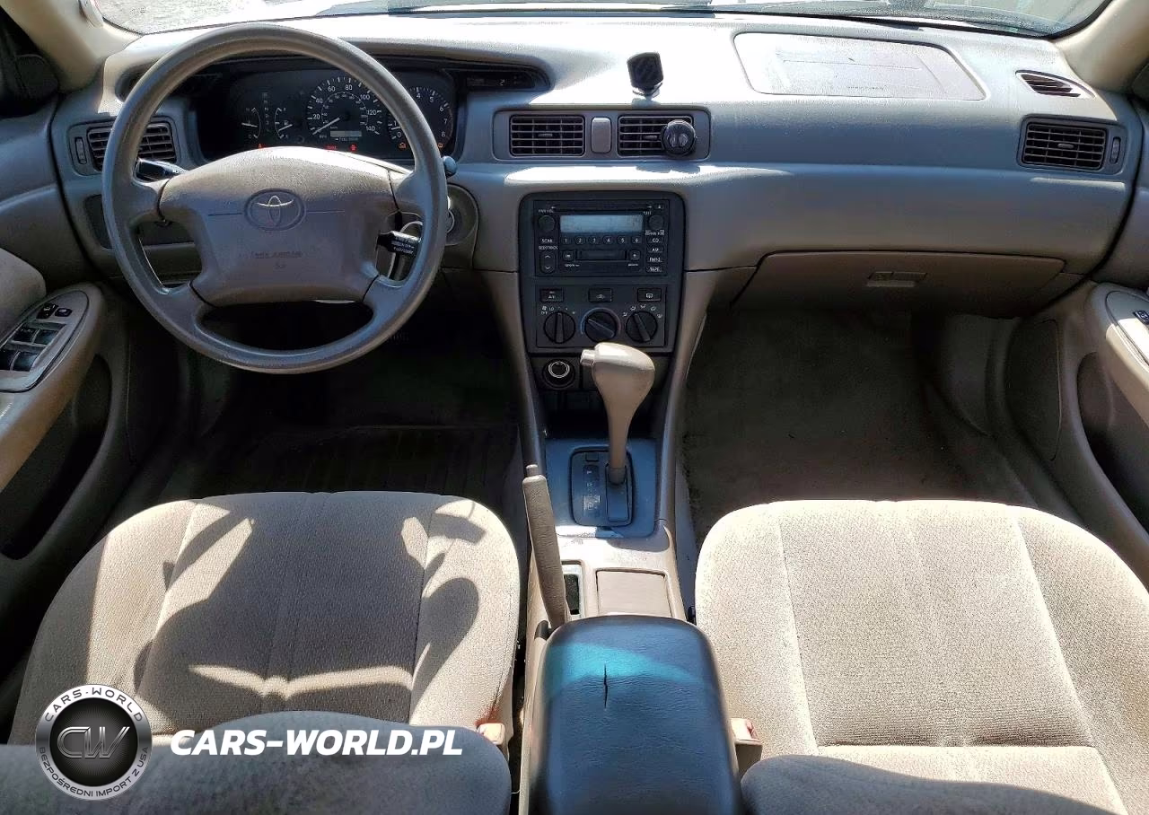 2001 Toyota Camry Le VIN:4T1BG22K61U028552 - 8