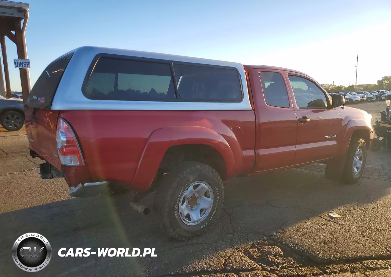 2015 Toyota Tacoma Base VIN:5TFUX4EN7FX035322 - 3