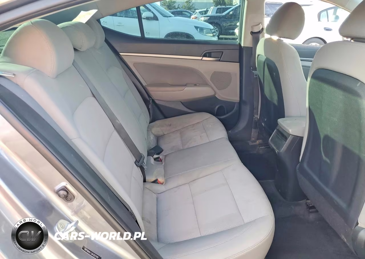 2018 Hyundai Elantra Sel VIN:5NPD84LF3JH327742 - 10
