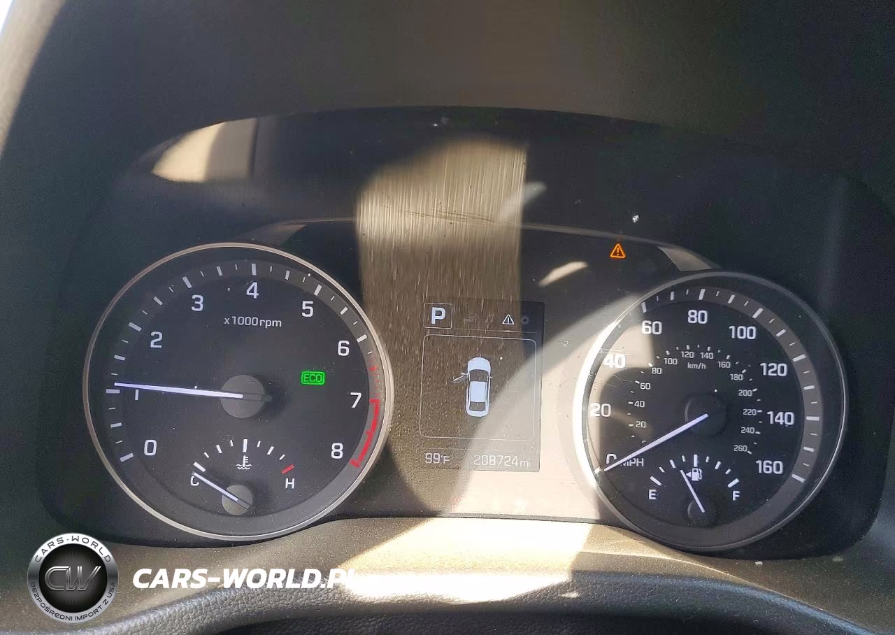 2018 Hyundai Elantra Sel VIN:5NPD84LF3JH327742 - 9
