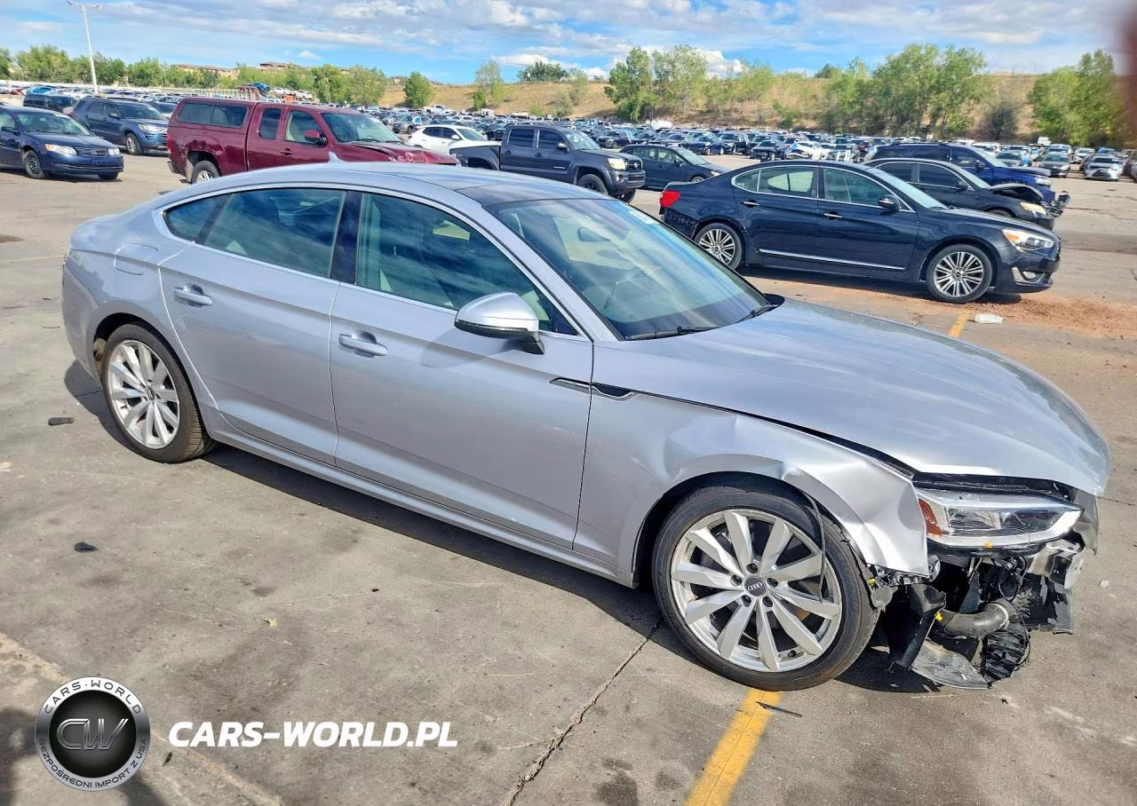 2018 Audi A5 Premium Plus VIN:WAUBNCF51JA062045 - 4