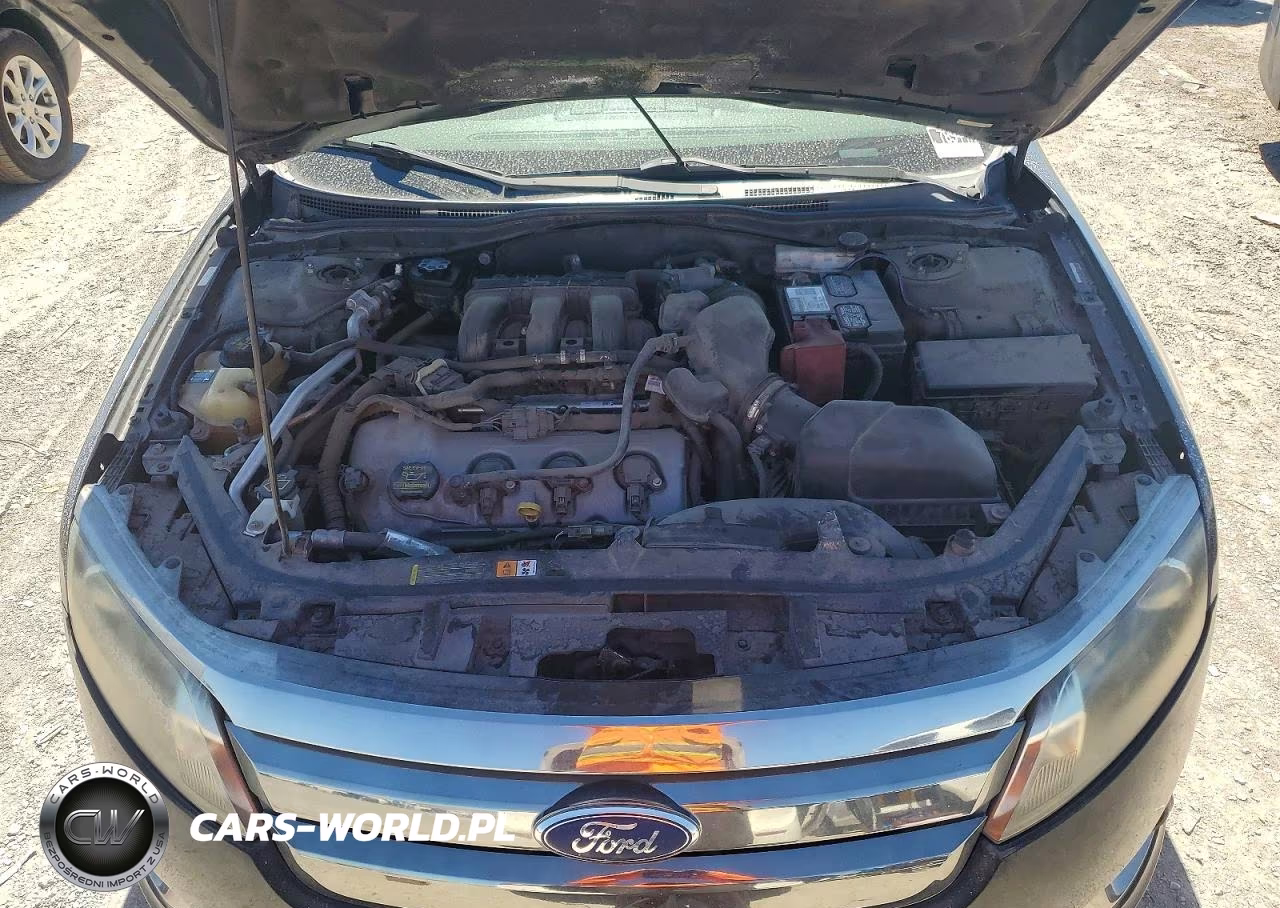 2012 Ford Fusion Sport VIN:3FAHP0KC4CR176808 - 11