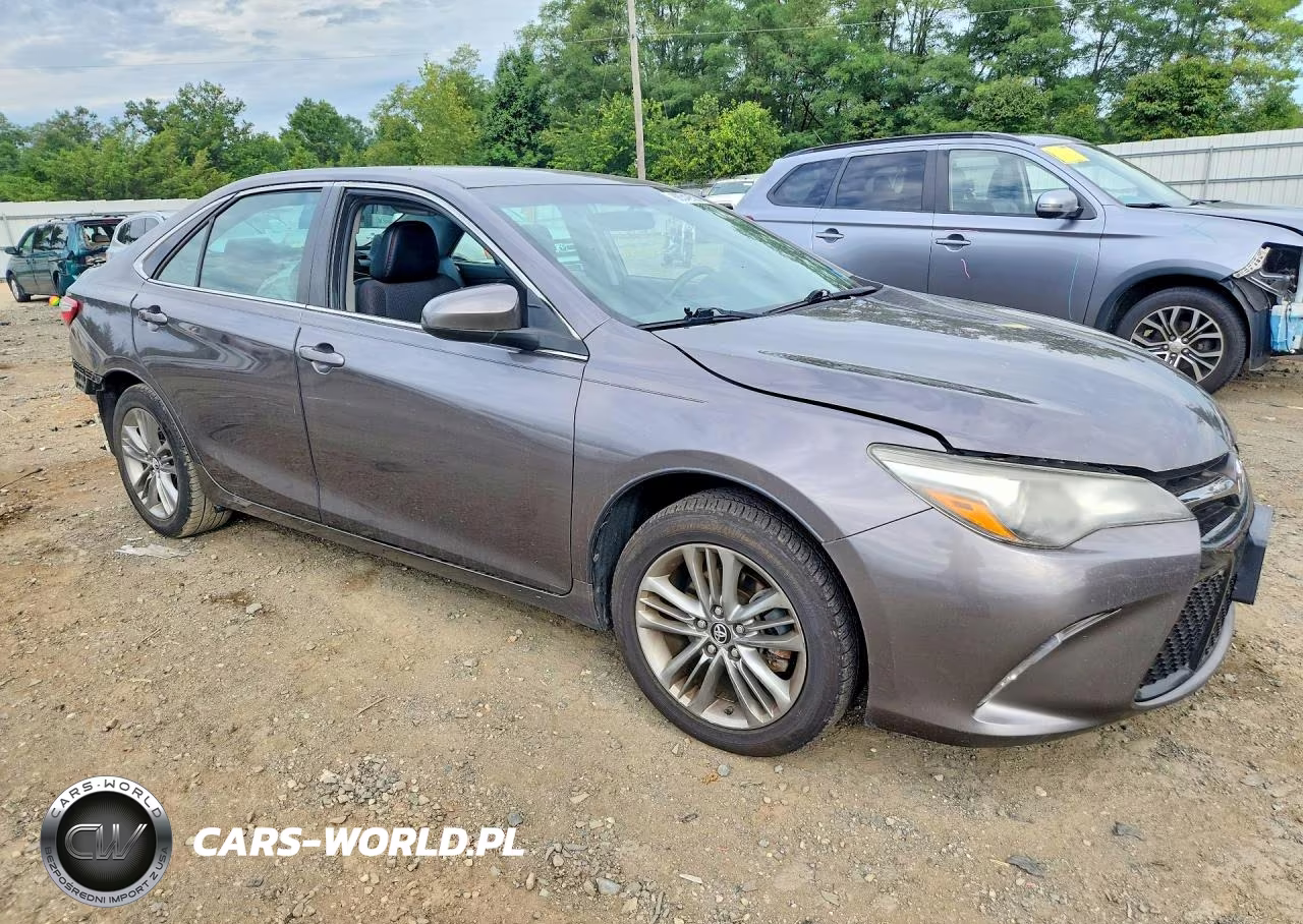 2016 Toyota Camry Se VIN:4T1BF1FK0GU197983 - 4
