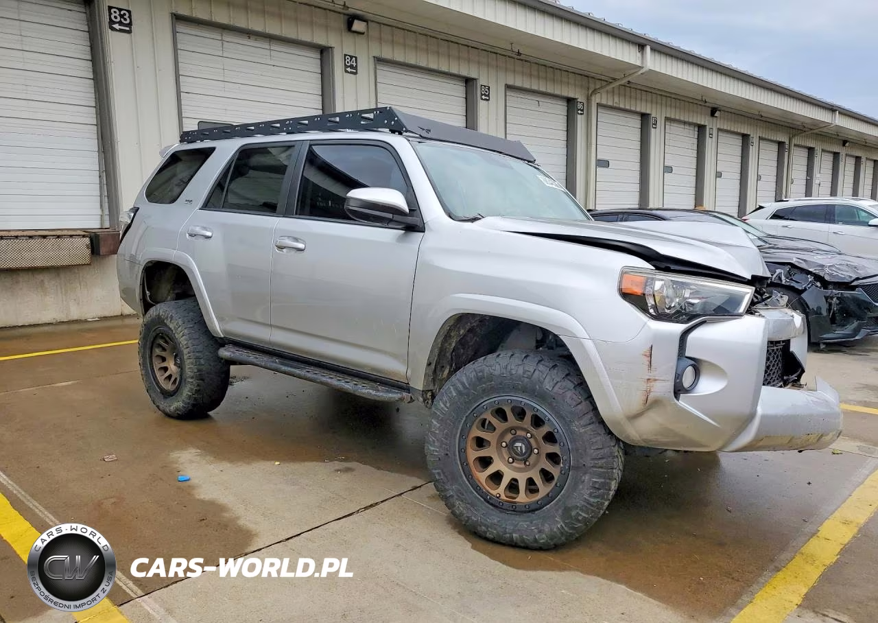 2018 Toyota 4Runner Sr5 VIN:JTEBU5JR3J5545164 - 4