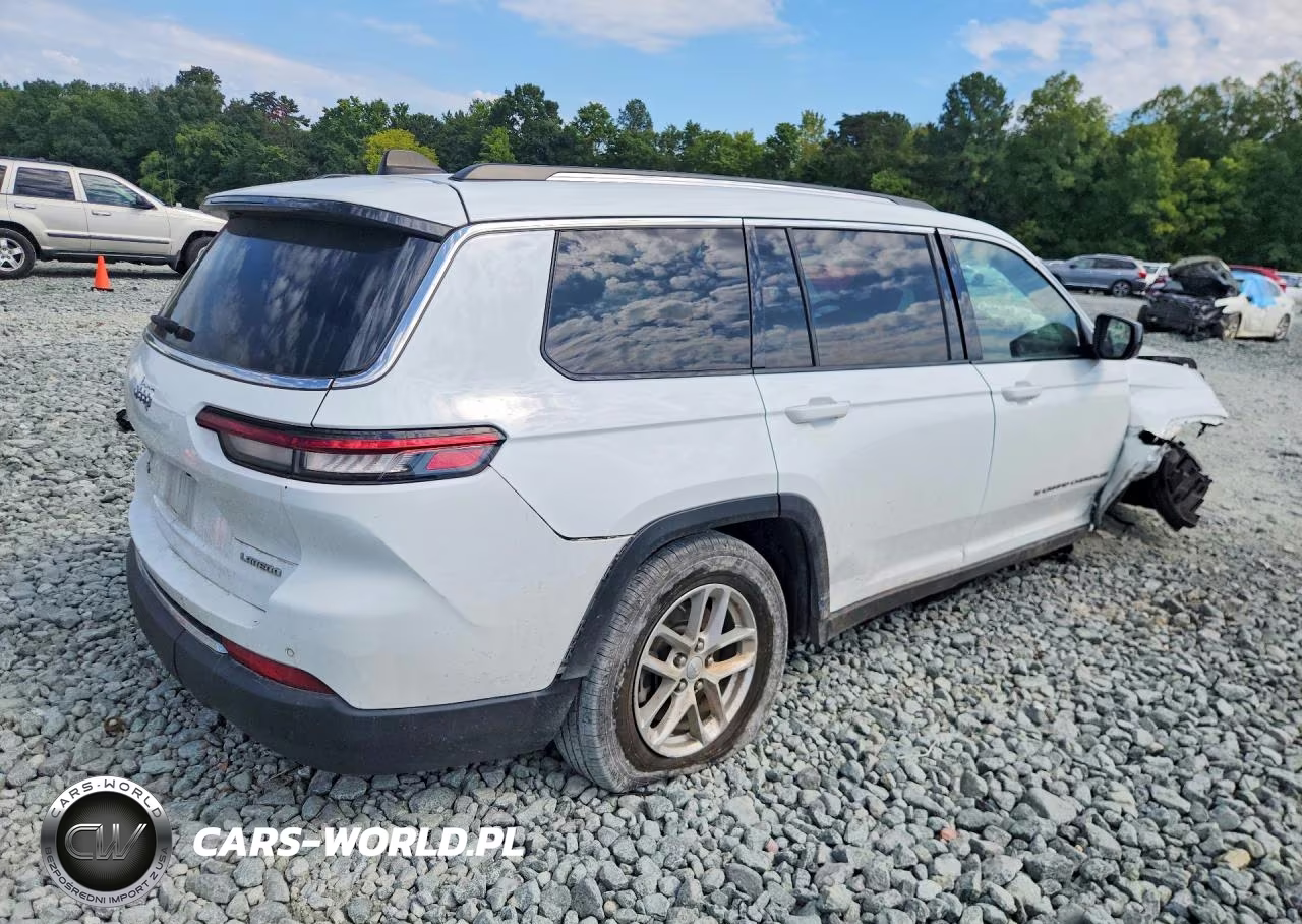 2023 Jeep Grand Cherokee L Laredo VIN:1C4RJKAG8P8881800 - 3