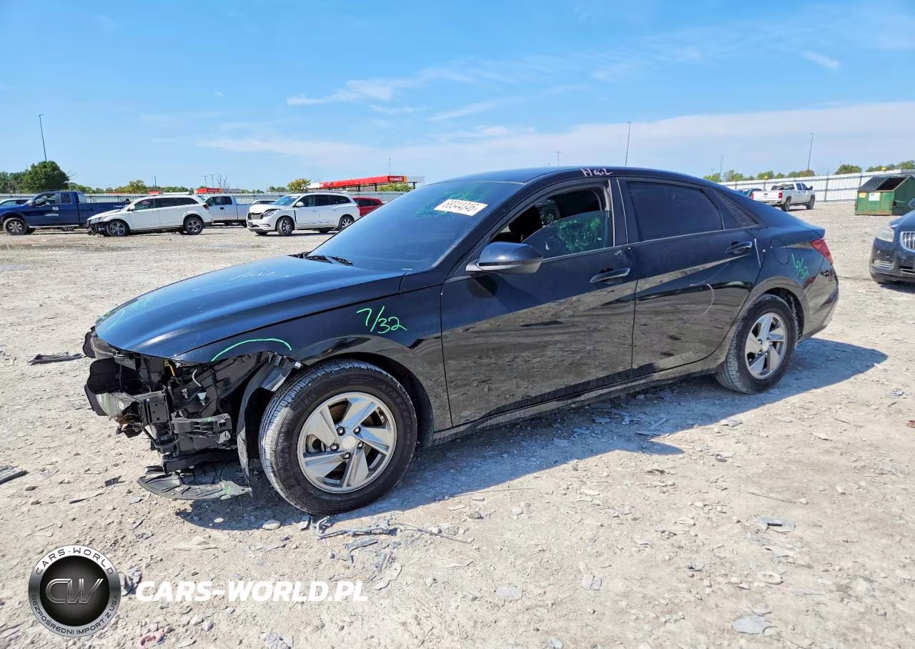 2024 Hyundai Elantra Se
