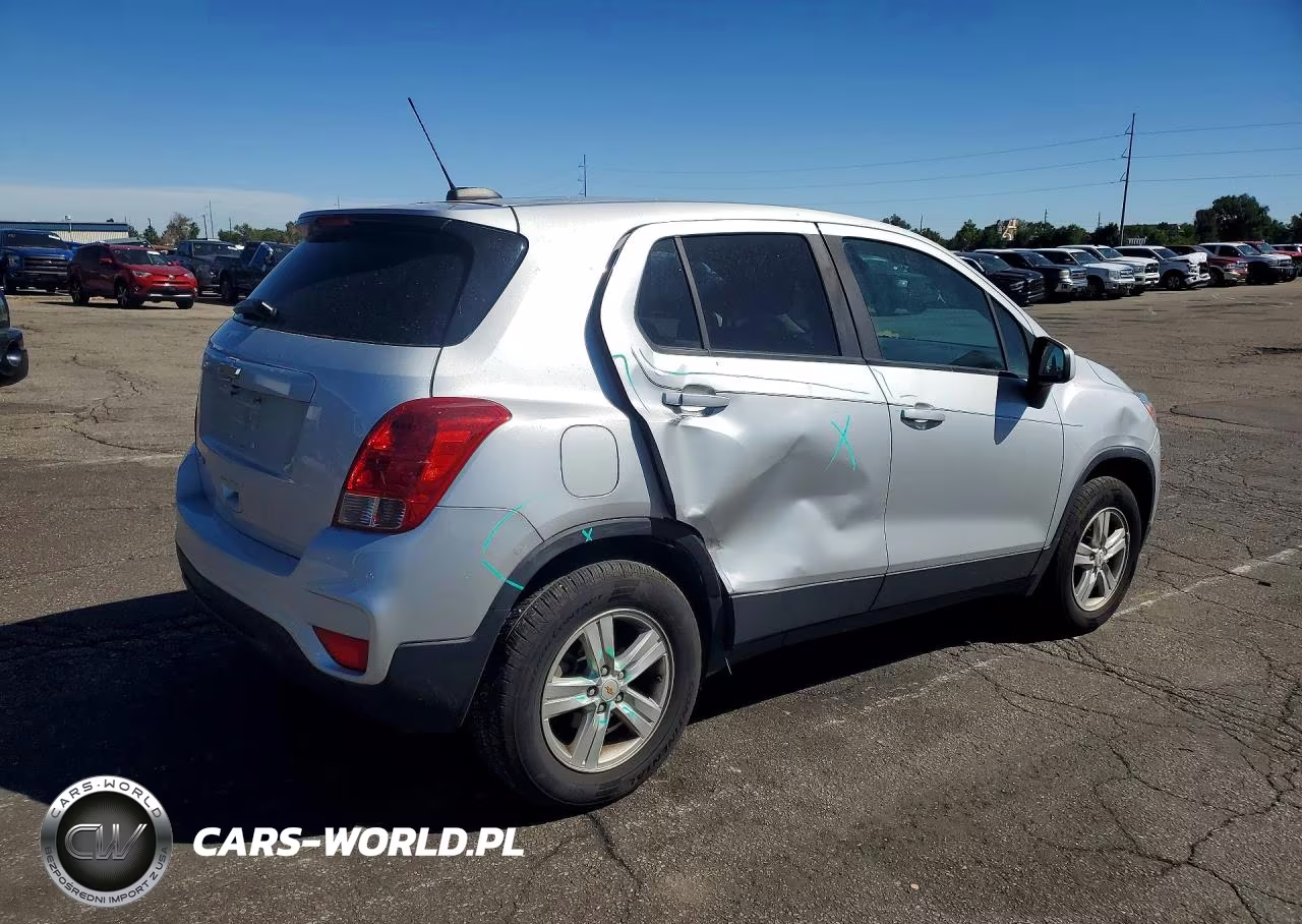 2020 Chevrolet Trax Ls VIN:KL7CJNSB2LB320934 - 3