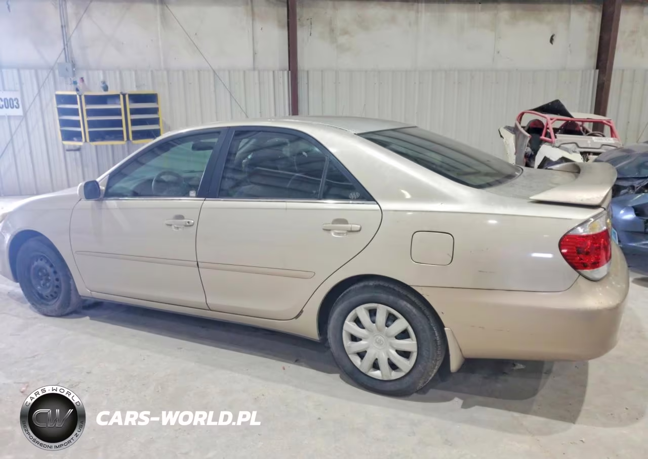 2005 Toyota Camry Le VIN:4T1BE30KX5U941450 - 2