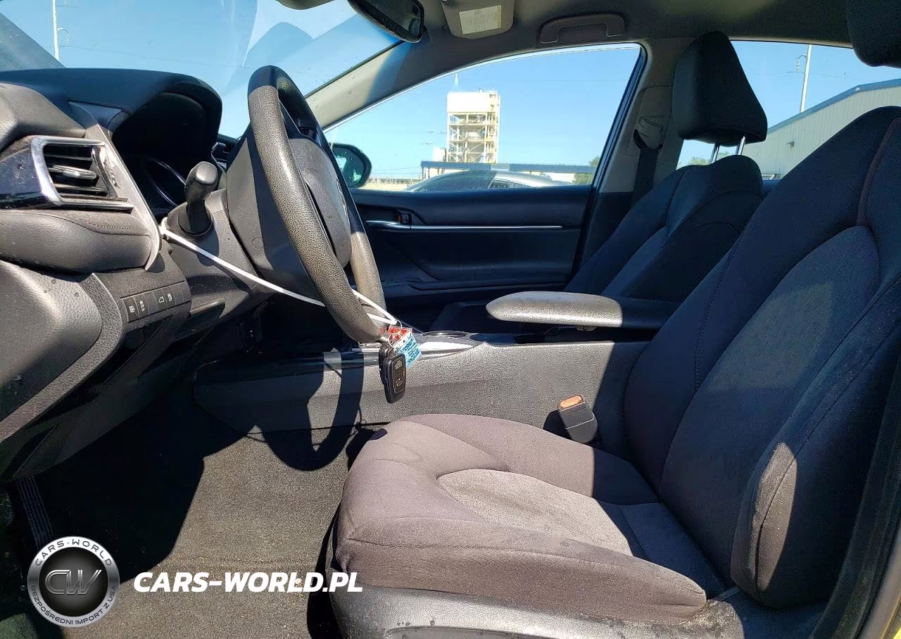 2018 Toyota Camry Le VIN:4T1B11HK6JU077284 - 7