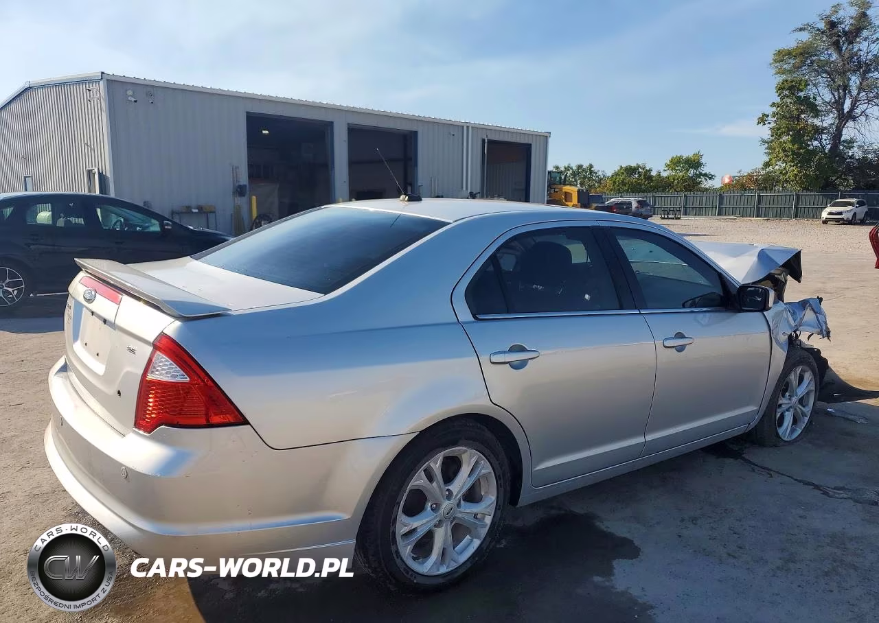 2012 Ford Fusion Se VIN:3FAHP0HA3CR267624 - 3