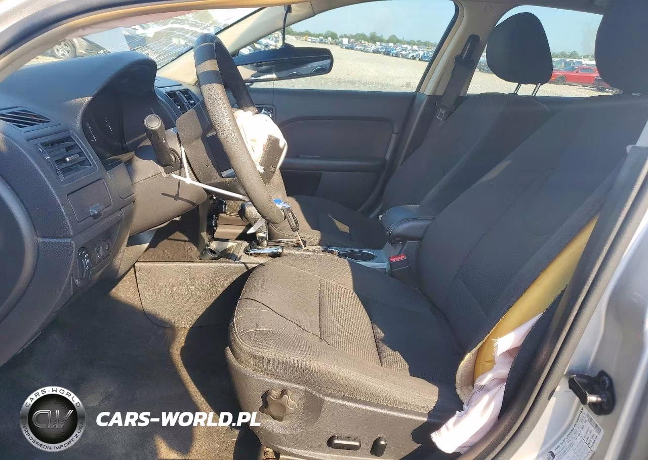 2012 Ford Fusion Se VIN:3FAHP0HA3CR267624 - 7