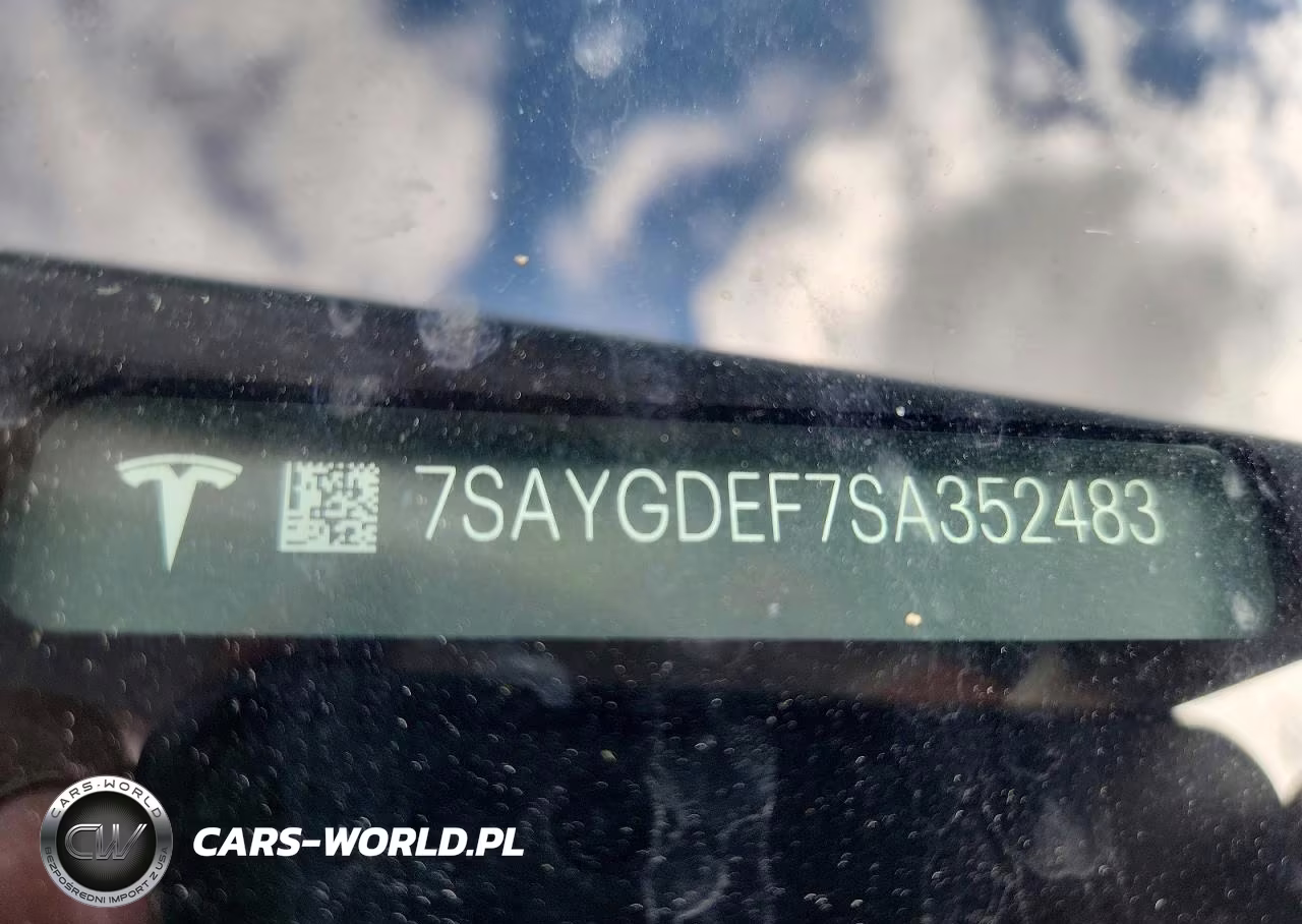 2025 Tesla Model Y VIN:7SAYGDEF7SA352483 - 12