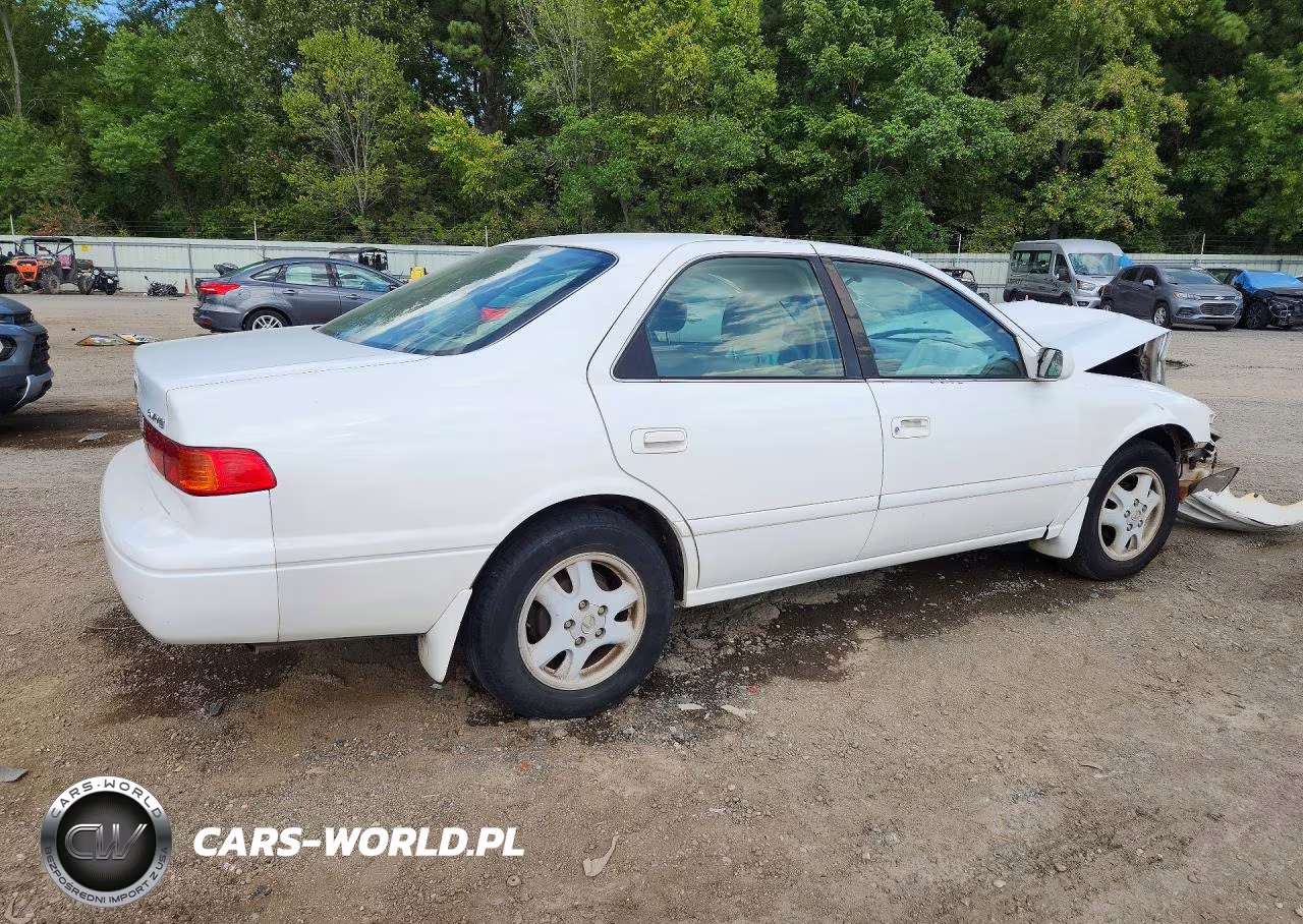 2000 Toyota Camry Ce VIN:4T1BG22K0YU973782 - 3