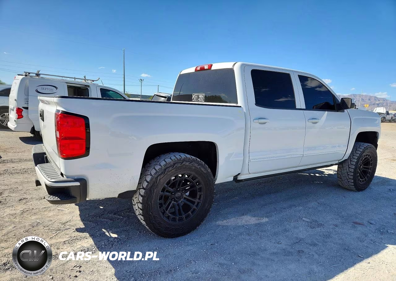 2018 Chevrolet Silverado C1500 Lt VIN:3GCPCREC1JG337058 - 3