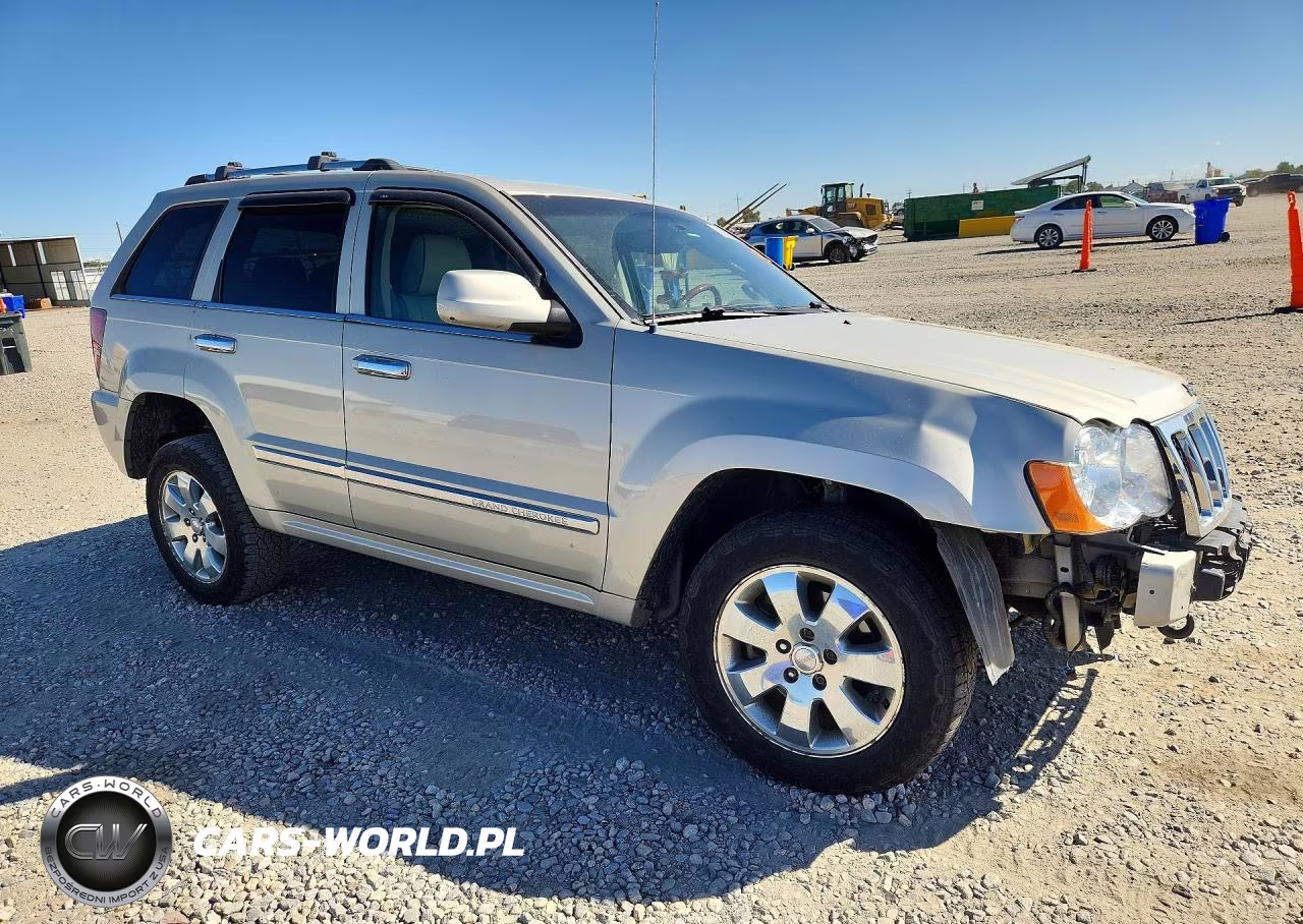 2009 Jeep Grand Cherokee Overland VIN:1J8HR68T99C540705 - 4