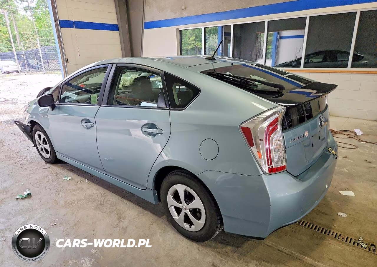 2014 Toyota Prius Three VIN:JTDKN3DU8E1818439 - 2