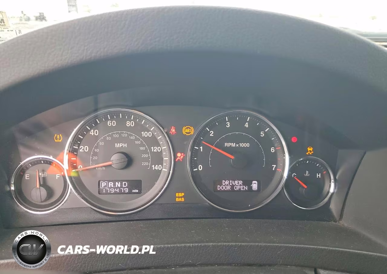 2009 Jeep Grand Cherokee Laredo VIN:1J8GR48K09C548005 - 9