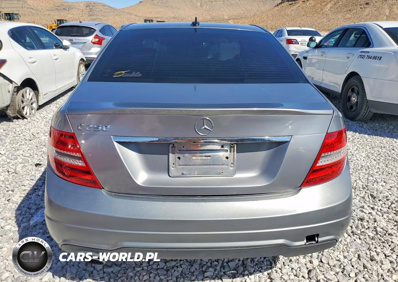 2014 Mercedes-Benz C 250 VIN:WDDGF4HB0EA968035 - 6