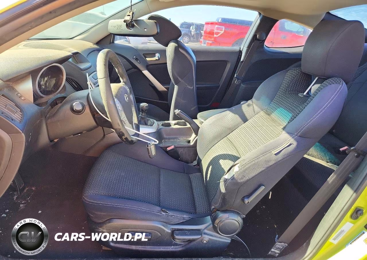 2010 Hyundai Genesis Coupe 2.0T Premium VIN:KMHHT6KD2AU004618 - 7